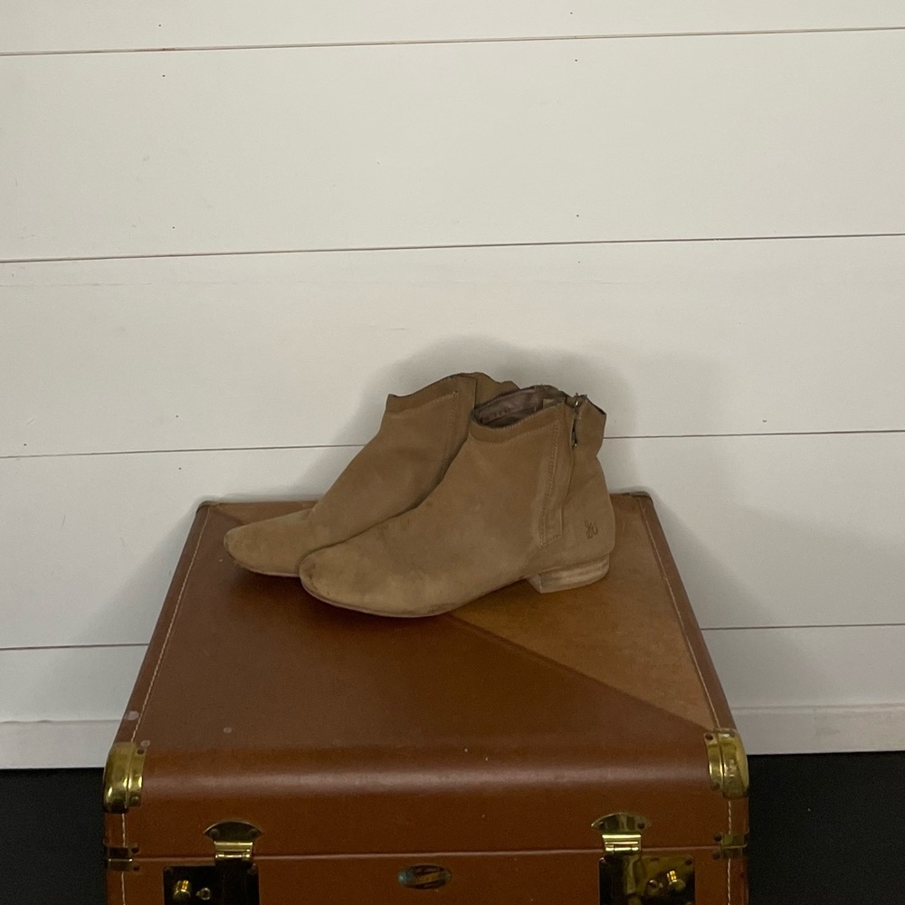 Sam Edelman size 10 ankle boots
